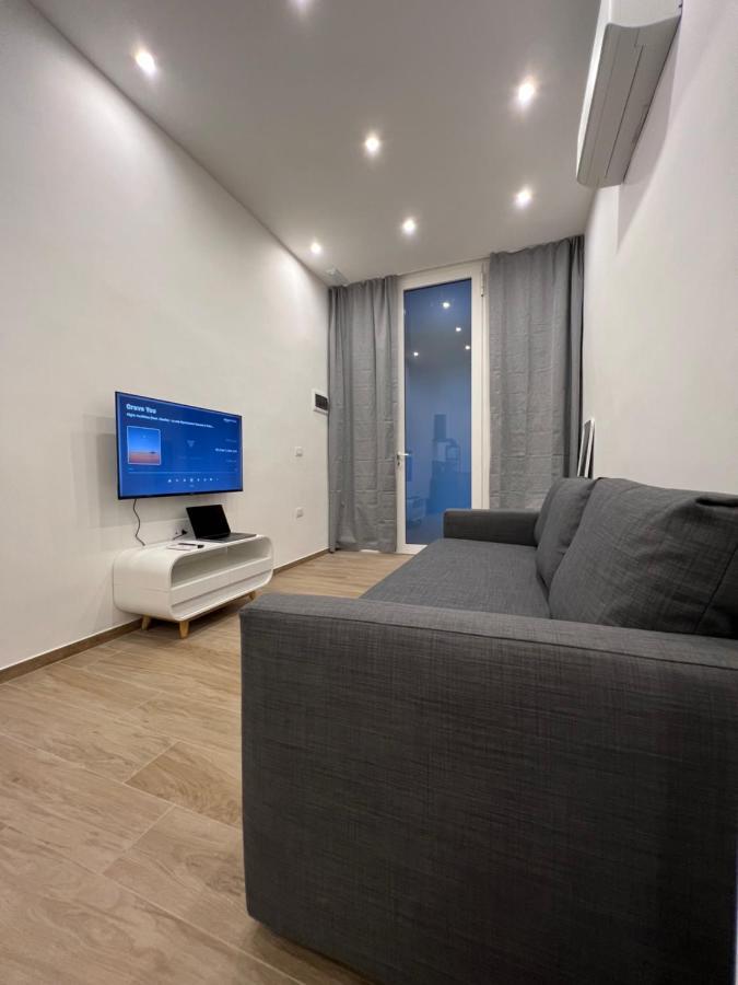 Citywise Vittorio - Independent Apartment Near Bari Central Station Zewnętrze zdjęcie
